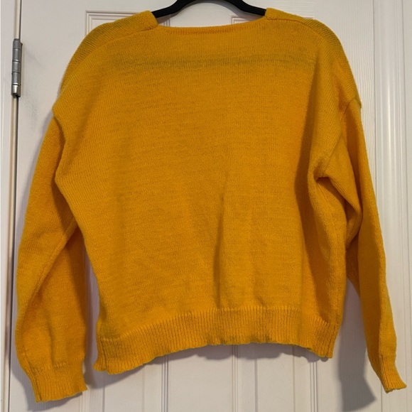 Yellow Daisy Women's Sweater - Picture 4 of 4